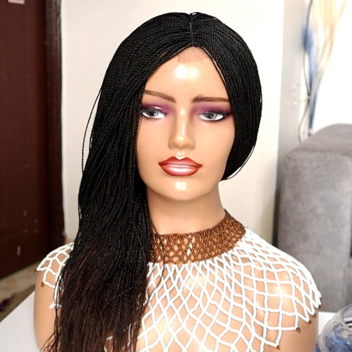 Short Shoulder Length Twist Wig TGR012 - Image 2